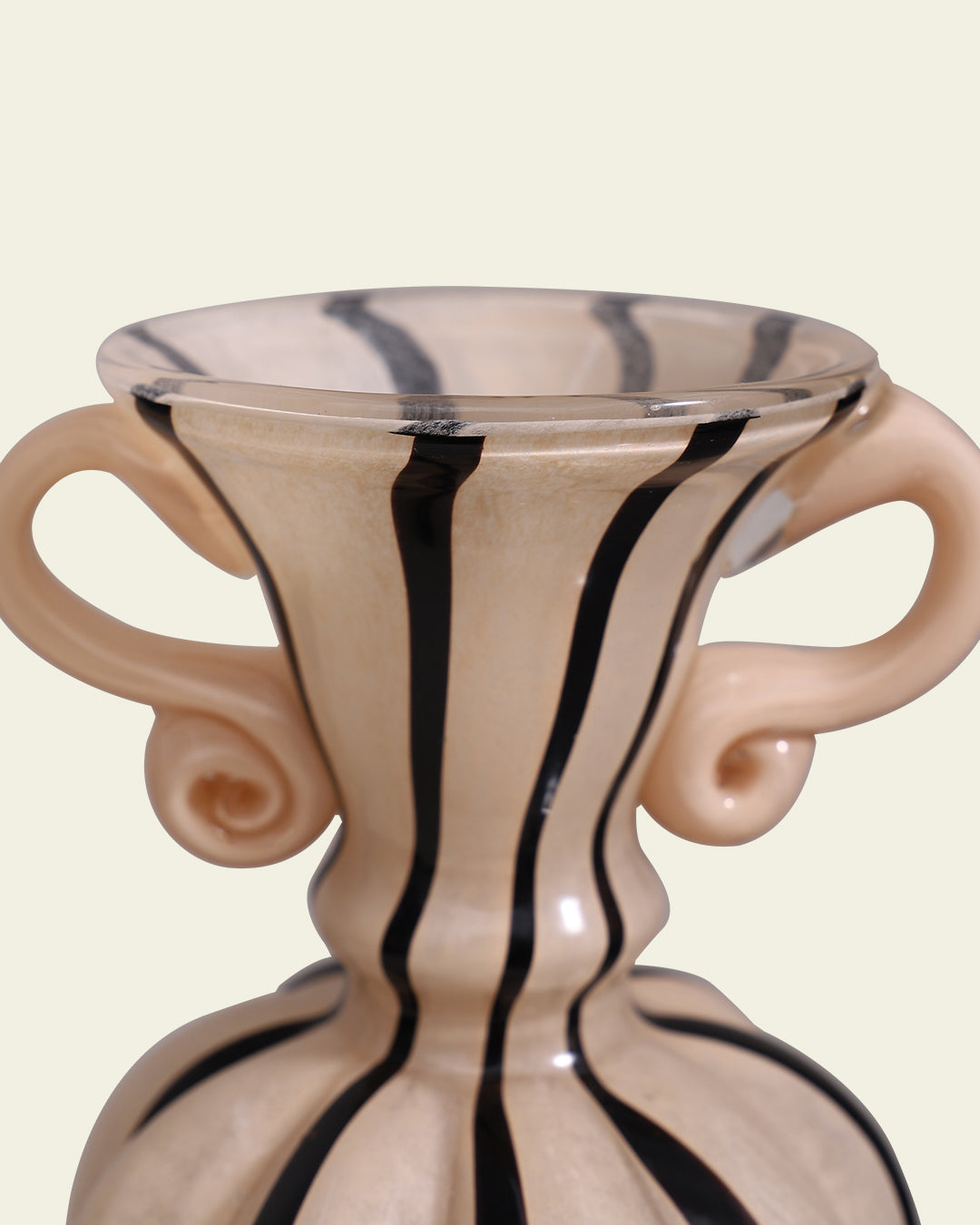 Art Faux Flowers Indoor Vase Set